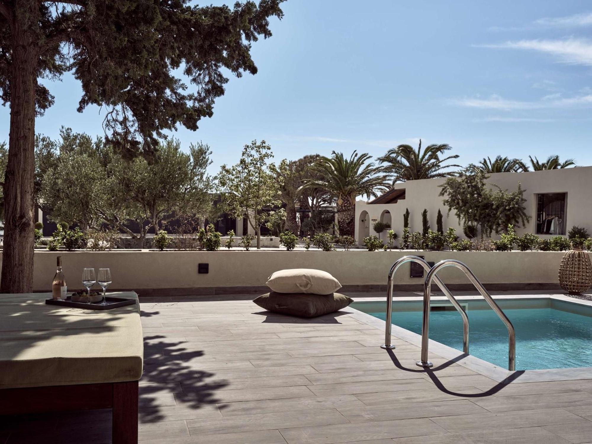 Numo Ierapetra Beach Resort Crete, Adults Only, Curio Collection Hilton Dış mekan fotoğraf